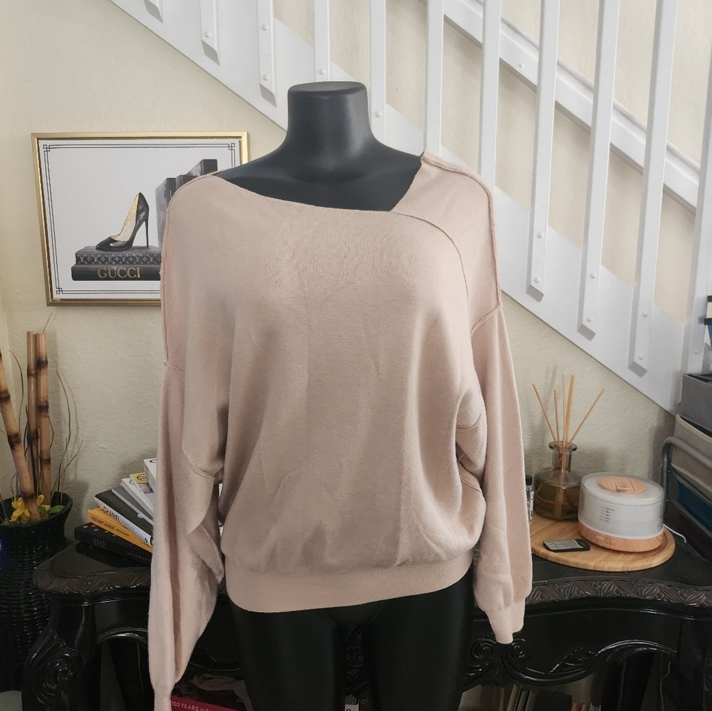Free People sweater size M